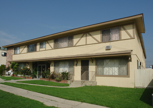 3109 Perlita Ave in Los Angeles, CA - Building Photo - Building Photo