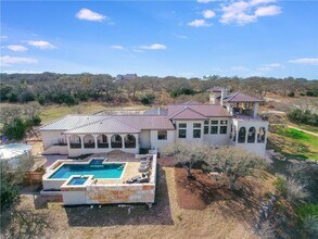 3353 Tuscany Dr in Driftwood, TX - Building Photo - Building Photo