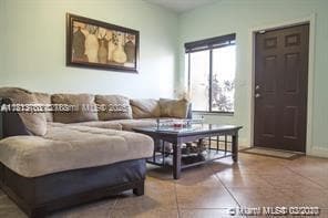 11115 W Okeechobee Rd in Hialeah Gardens, FL - Building Photo - Building Photo