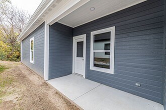 1705 Kenneth Dr in Junction City, KS - Building Photo - Building Photo