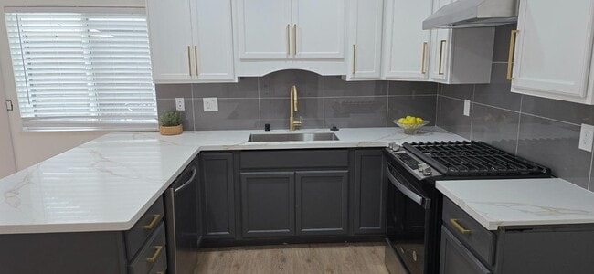 6852 Westchester Way in Citrus Heights, CA - Building Photo - Building Photo