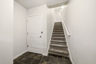 4104 S Corbett Ave in Portland, OR - Building Photo - Building Photo