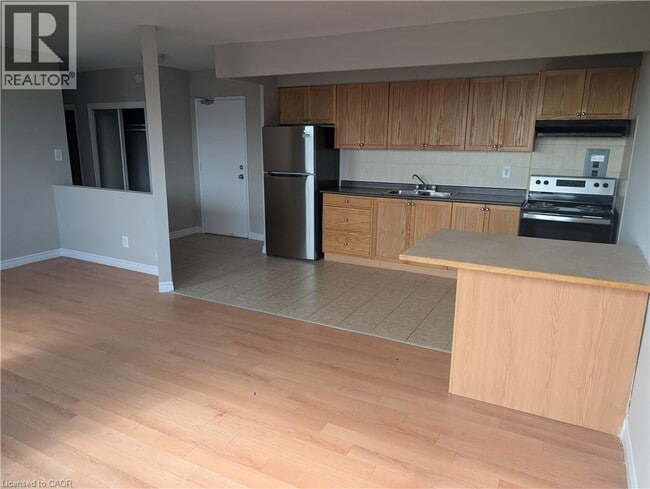 468 Ottawa St N in Hamilton, ON - Building Photo - Building Photo