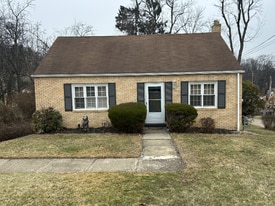 190 Andrew Dr in Glenshaw, PA - Building Photo