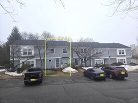 125 Baron Ln in East Brunswick, NJ - Building Photo