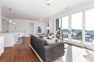 108 Mamaroneck Ave in Mamaroneck, NY - Building Photo - Building Photo