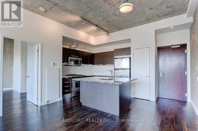 property at 25-1325 Oxley St