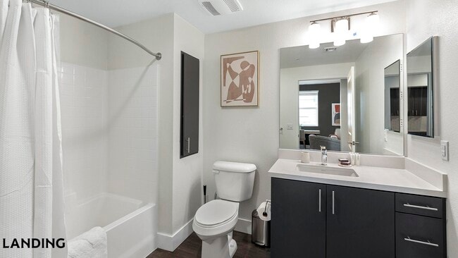 1128 10th St NW, Unit 201