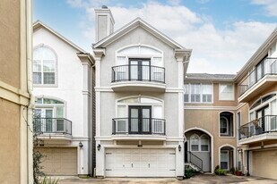 3318 W Dallas St in Houston, TX - Building Photo