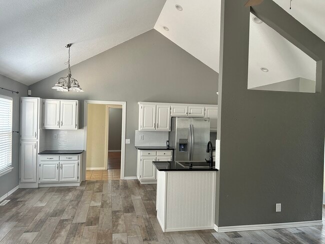 1825 Mountain Ash Dr in Joplin, MO - Building Photo - Building Photo