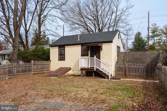 property at 124 Washington Rd