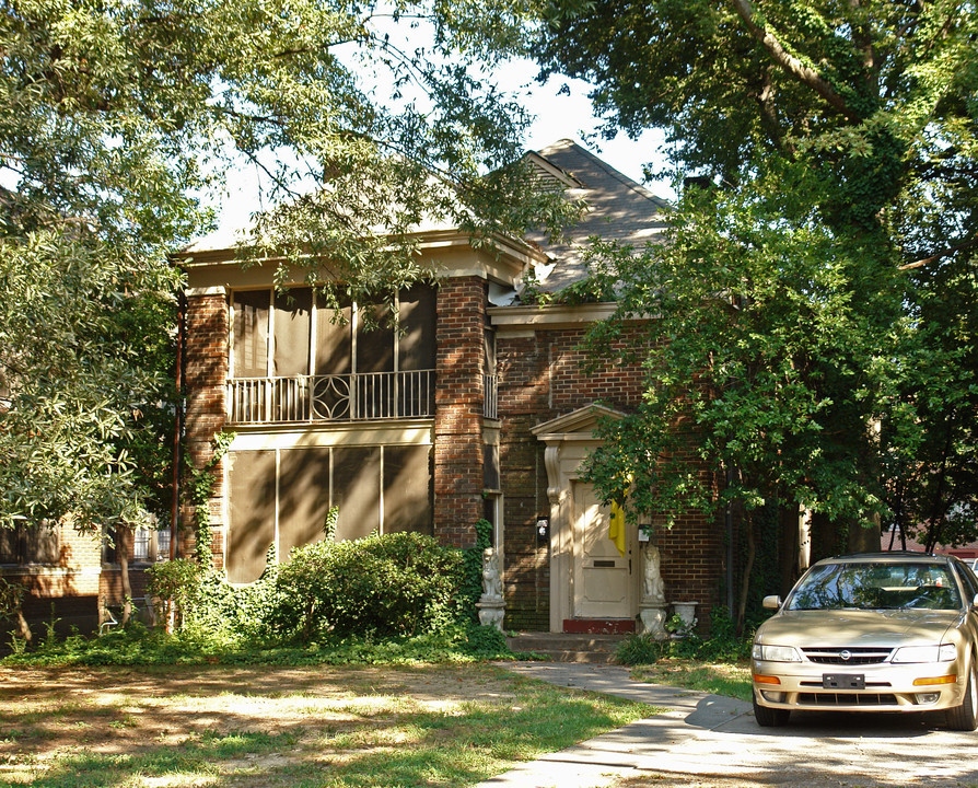 2162-2166 Washington Ave in Memphis, TN - Building Photo