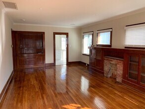 238 Redondo Ave in Long Beach, CA - Building Photo - Building Photo