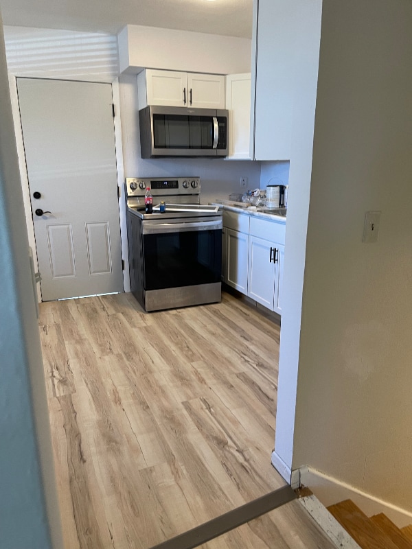 1301 Buena Vista Dr in Sun Prairie, WI - Foto de edificio - Building Photo