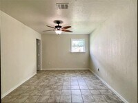 7518 Log Cradle Dr photo'