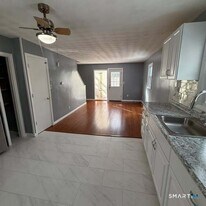 290 Priscilla St in Bridgeport, CT - Building Photo
