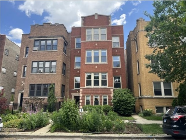 property at 4845 N Washtenaw Ave