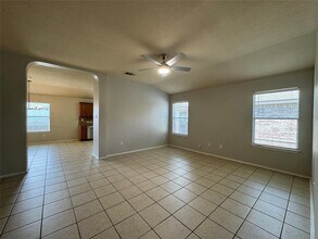 14828 Falling Stone Ln in Pflugerville, TX - Foto de edificio - Building Photo
