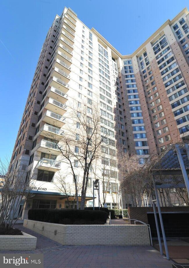 851 N Glebe Rd Rentals in Arlington, VA