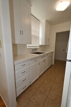 4942-52 Santa Cruz Ave-Unit -4946 in San Diego, CA - Building Photo - Building Photo