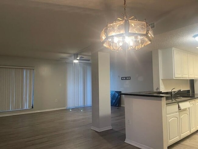 5530 NW 44th St, Unit 318C in Lauderhill, FL - Foto de edificio - Building Photo