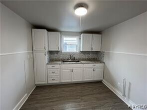 502 Lisbon Ave in Buffalo, NY - Building Photo - Building Photo