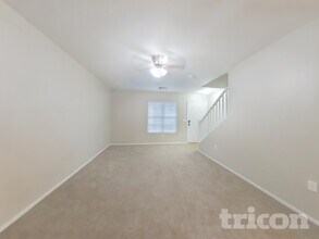 2355 E Huntington Dr in Phoenix, AZ - Building Photo - Building Photo