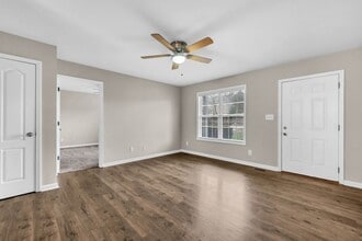 4781 State Hwy 48 in Cumberland Furnace, TN - Building Photo - Building Photo