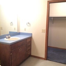 1650 N Sang Ave-Unit -#203 in Fayetteville, AR - Building Photo - Building Photo