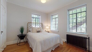 817 Hillsborough St, Unit 2a Gold in Raleigh, NC - Foto de edificio - Building Photo