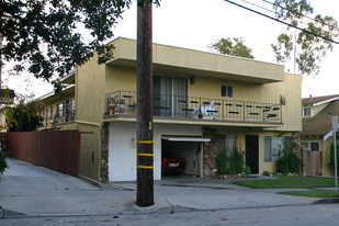 1382 Loma Ave Apartments