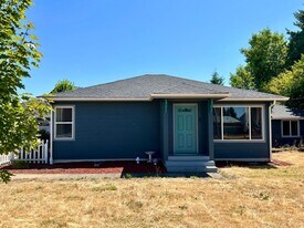 5150 Caplinger Rd SE in Salem, OR - Building Photo