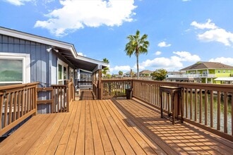 370 Ling St in Bayou Vista, TX - Building Photo - Building Photo