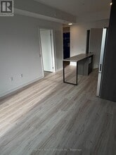 395 Square One Dr in Mississauga, ON - Building Photo - Building Photo