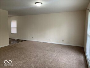 8106 Laughlin Dr in Indianapolis, IN - Building Photo - Building Photo
