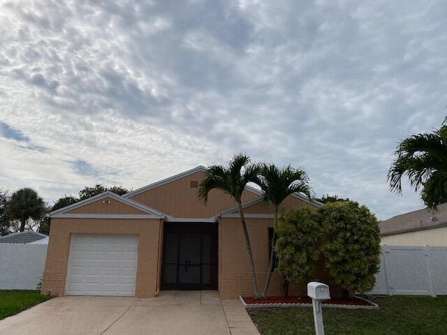 41 Buxton Ln in Boynton Beach, FL - Building Photo - Building Photo