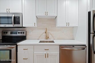 17-19 Leroy Pl in Red Bank, NJ - Building Photo - Building Photo