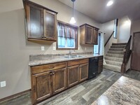 7523 Brookside Pl in Sioux Falls, SD - Foto de edificio - Building Photo