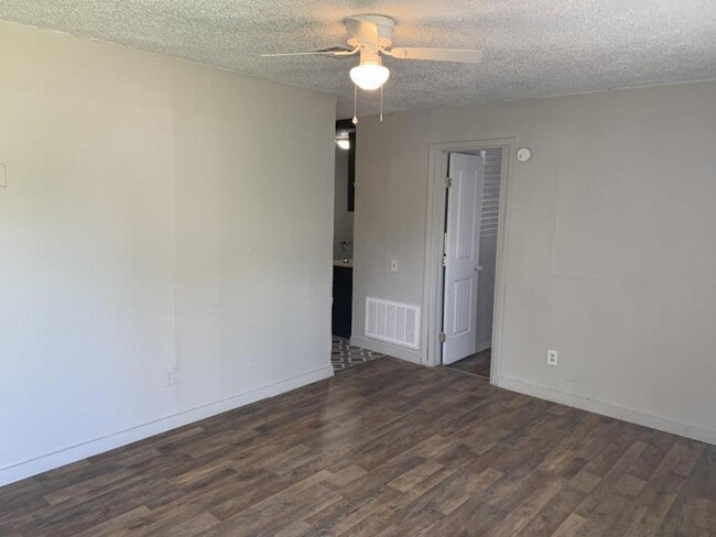 1610 SE 62nd St in Oklahoma City, OK - Building Photo - Building Photo