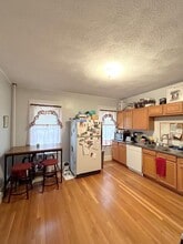 578 Main St, Unit 1 in Medford, MA - Building Photo - Building Photo