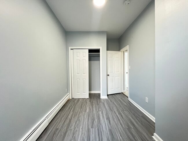 235 Avenue E, Unit 3F in Bayonne, NJ - Building Photo - Building Photo