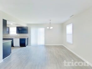 2887 Beethoven Ave in Indianapolis, IN - Building Photo - Building Photo