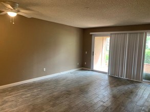 10699 San Diego Mission Rd-Unit -UNIT 101 in San Diego, CA - Building Photo - Building Photo