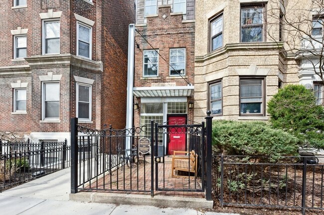 37 Queensberry St in Boston, MA - Building Photo - Building Photo