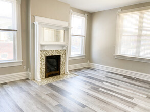 432 E Whittier St, Unit 432 in Columbus, OH - Foto de edificio - Building Photo