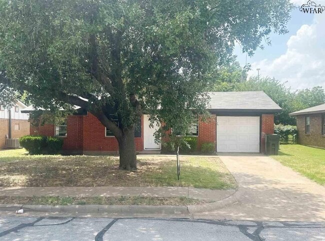 property at 1708 Cimarron Trail