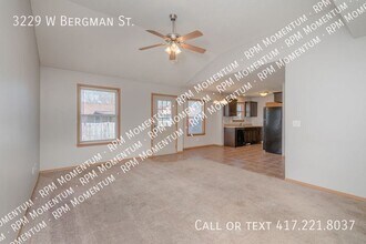 3229 W Bergman St in Springfield, MO - Building Photo - Building Photo
