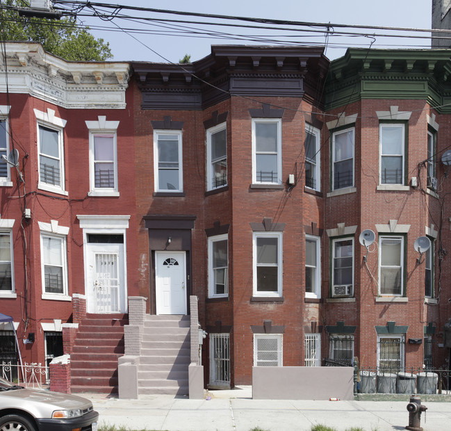 1521 Saint Marks Ave in Brooklyn, NY - Building Photo - Building Photo