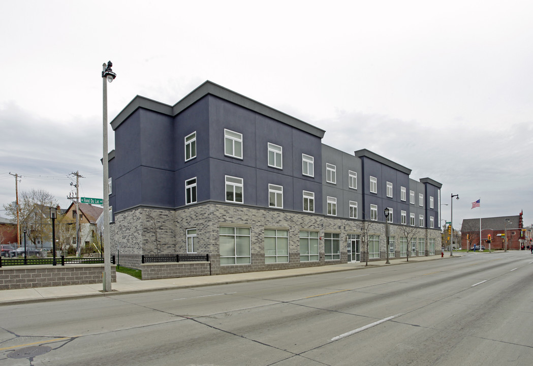 Fond Du Lac Center in Milwaukee, WI - Foto de edificio