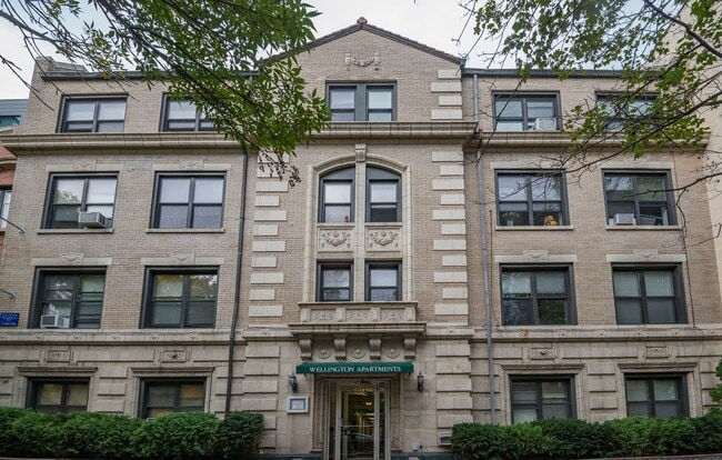 546 W Wellington Ave, Unit 540-311 in Chicago, IL - Building Photo - Building Photo